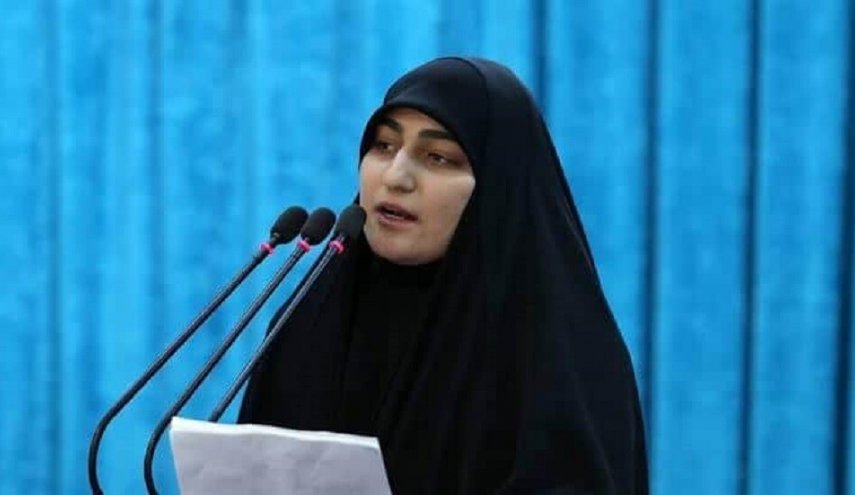 ابنة الشهيد سليماني تنشر صورة مؤثرة في إنستغرام وتعلق بالعربية!