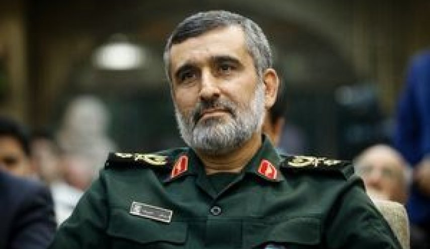 العميد حاجي زادة: فقدان الحاج قاسم سليماني امر صعب جدا للجميع