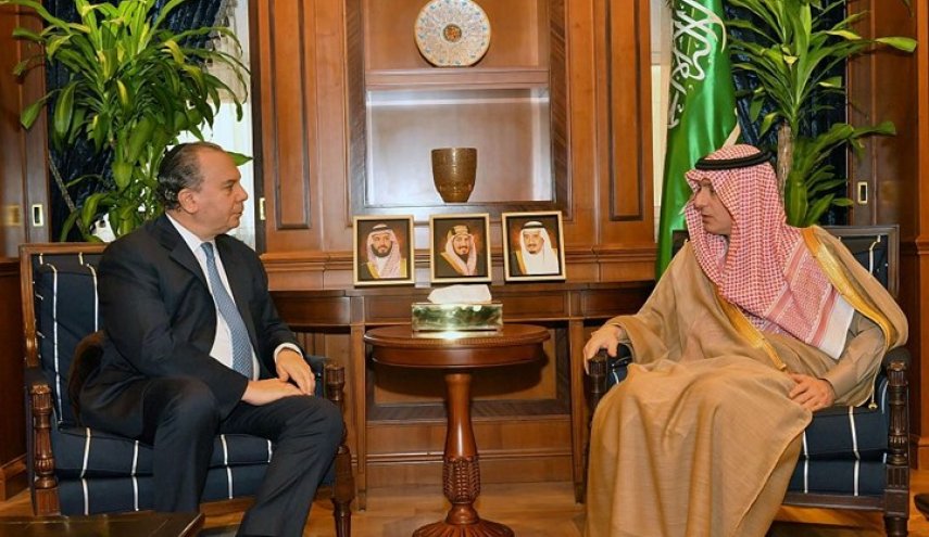 الجبير يلتقي الحاخام شناير.. 