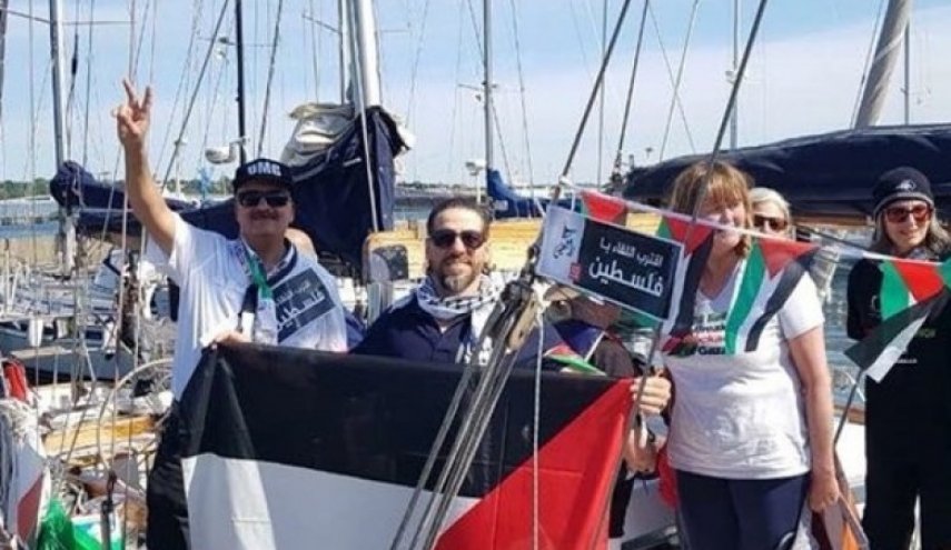 الإحتلال يحتجز نشطاء دوليين على حدود غزة بينهم نائبة فنلندية
