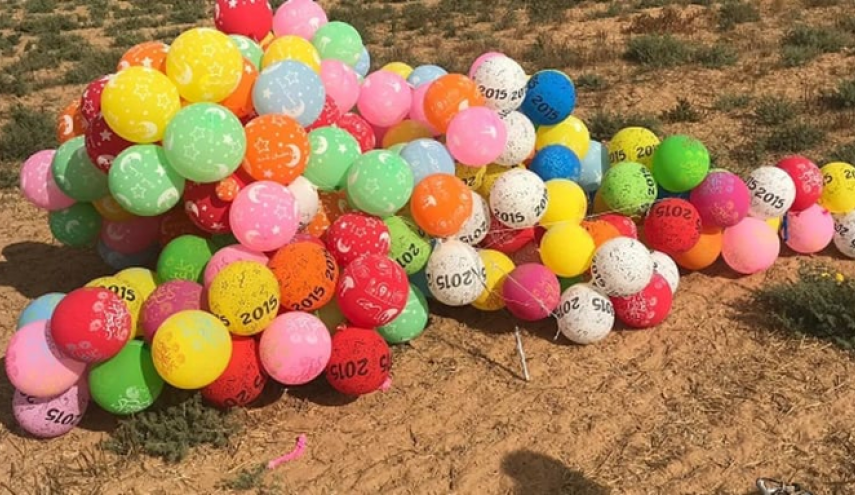 سقوط بالونات متفجرة على مستوطنات غلاف غزة