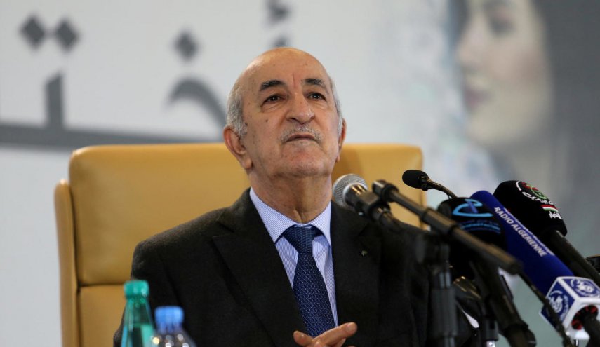 الجزائر تؤكد استعدادها لاستقبال الفرقاء الليبين
