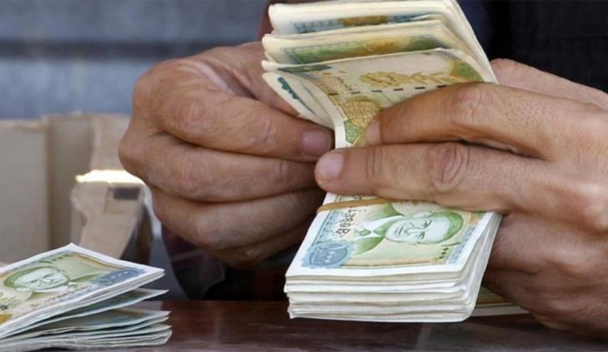 ليرتنا عزتنا.. اشتري اي شئ بليرة واحدة فقط في السويداء(شاهد)