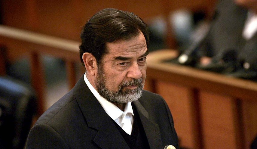 اعلامية كويتية تهاجم فنانة عمانية بسبب صدام حسين