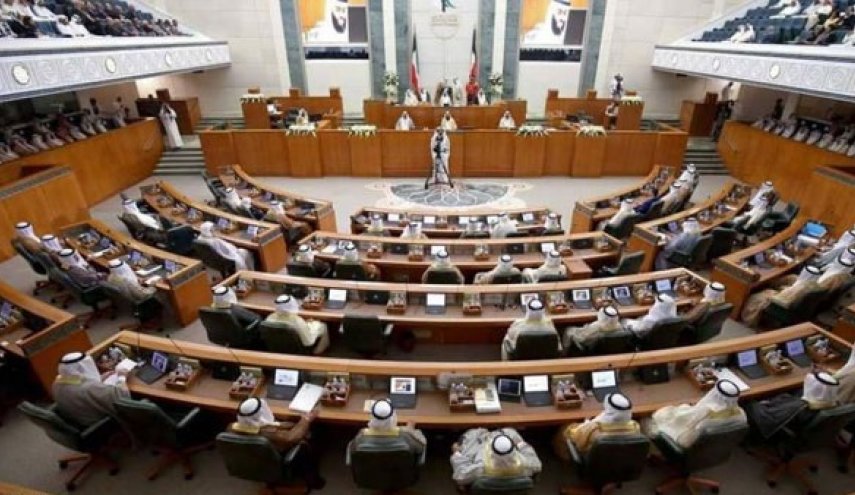 البرلمان الكويتي يوافق على اتفاق المنطقة المقسومة مع السعودية