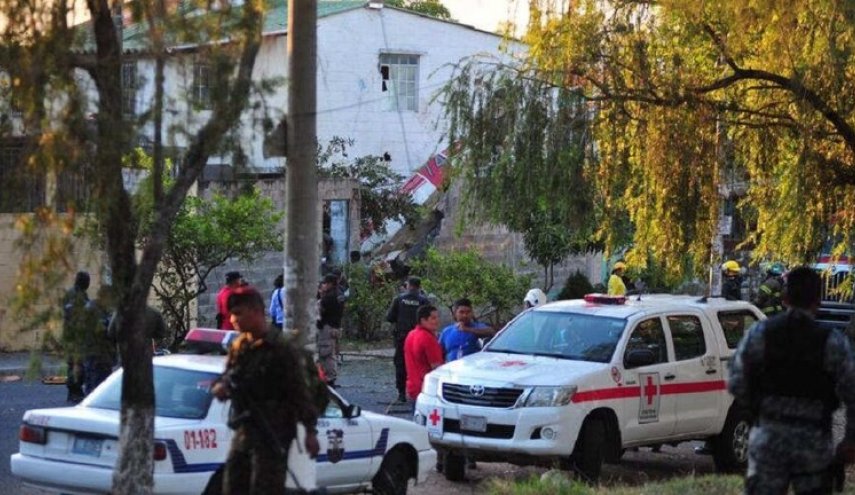 تحطم طائرة حربية في السلفادور ومصرع طياريها