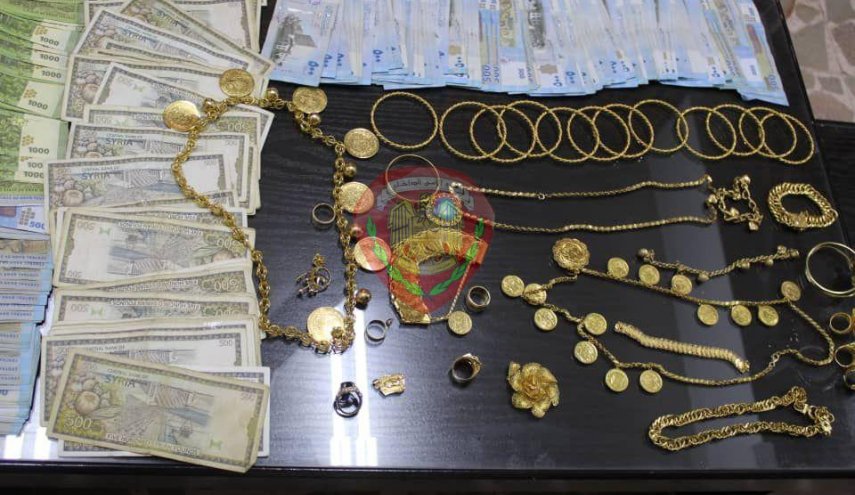 استغل سفر جارته وسرق مصاغا بقيمة 50 مليون ليرة سورية!
