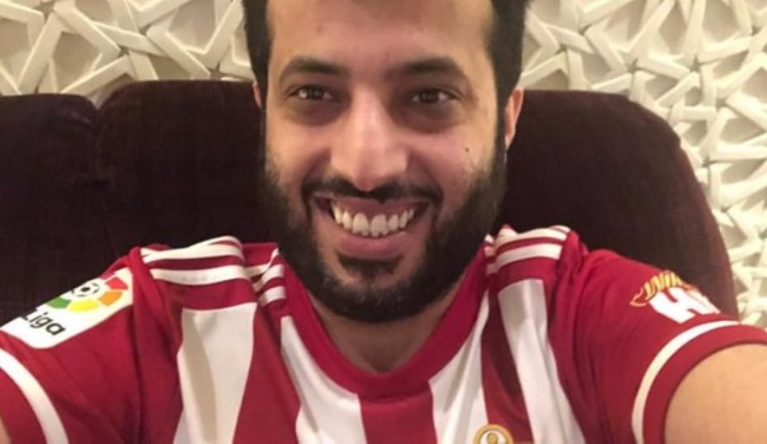 آل الشيخ ينشر صورة جديدة بعد عملية في الرأس