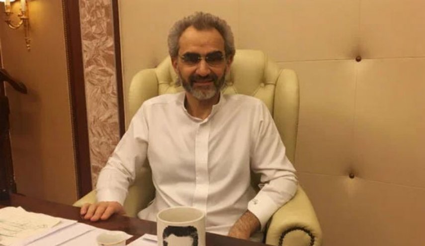 هل حاول الوليد بن طلال الهروب مجدداً على طريقة كارلوس.. 