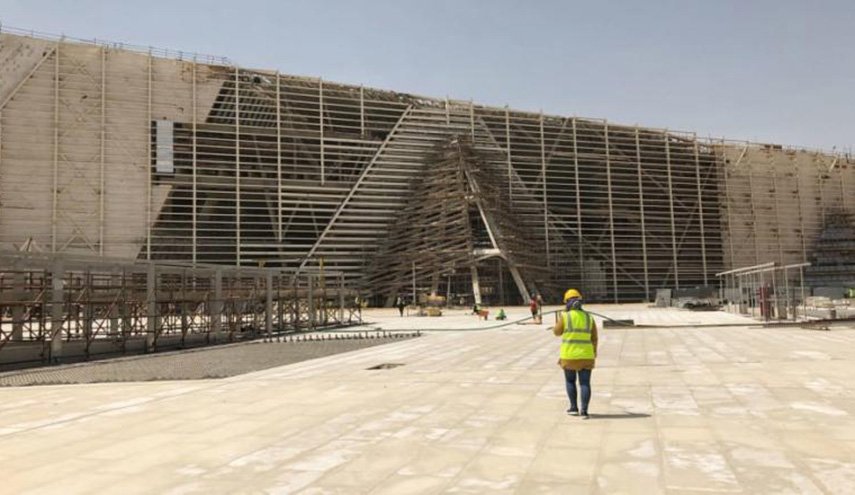 بالصورة.. حفيدة مانديلا تزور مشروعا ضخما في مصر