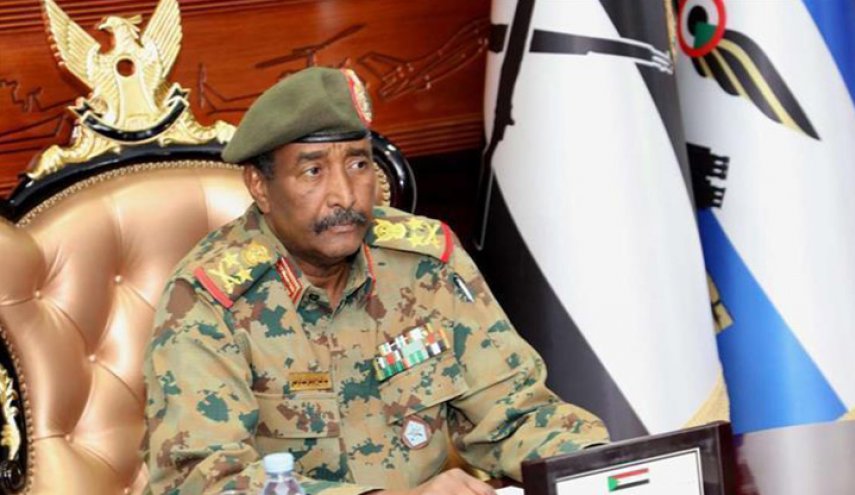 البرهان يتلقى رسالة من سلفاكير عن تطورات مفاوضات السلام السودانية
