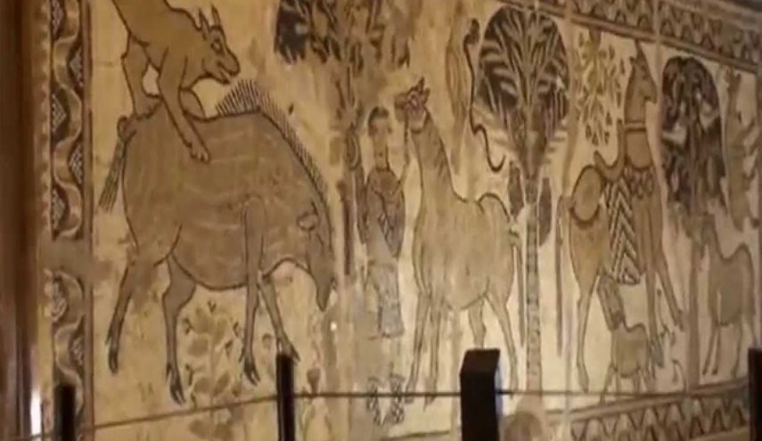 الكشف عن قبو سري فيه كنوز معرة النعمان
