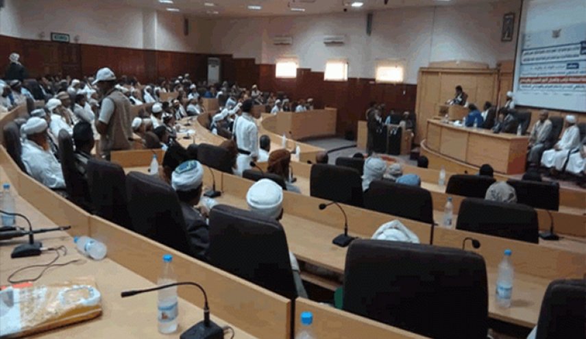 علماء الحديدة يدينون صفقة ترامب المشؤومة