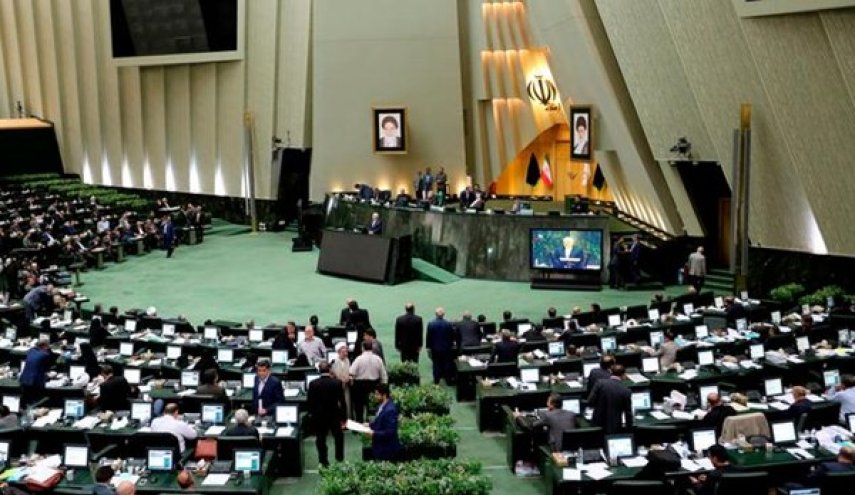 الامن البرلمانية الايرانية تدين صفقة القرن وتدعو الى..
