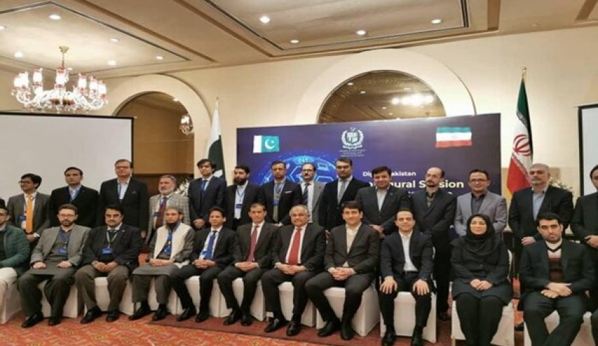 ايران وباكستان تبحثان التعاون بتقنية الاتصالات والمعلومات