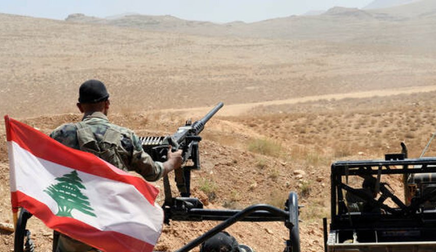 الجيش اللبناني يحيل 23 سوريا إلى القضاء بينهم متهمون بالإرهاب
