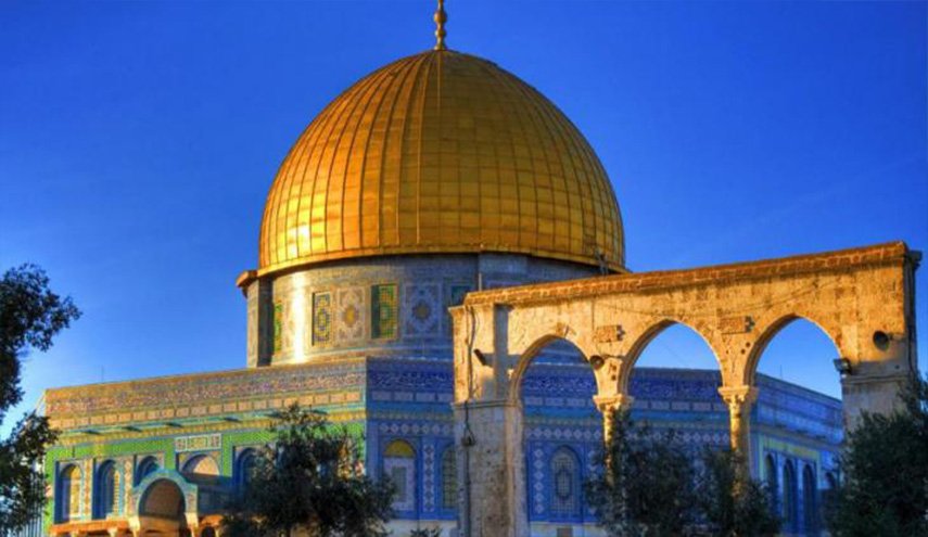 دولة عربية تقر 