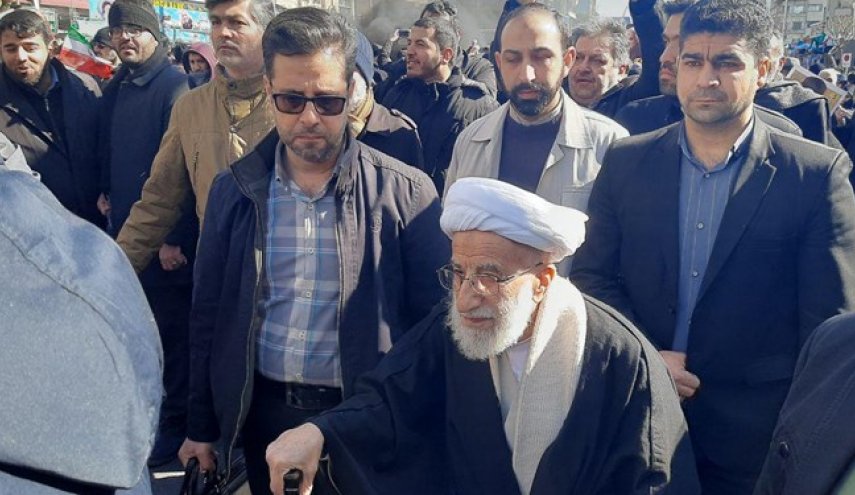 آیت الله جنتی: مردم به نامزدهای دروغگو رأی ندهند
