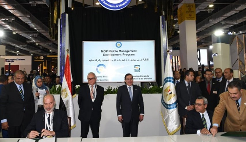 مصر .. اتفاقيات جديدة للبحث عن البترول بخليج السويس