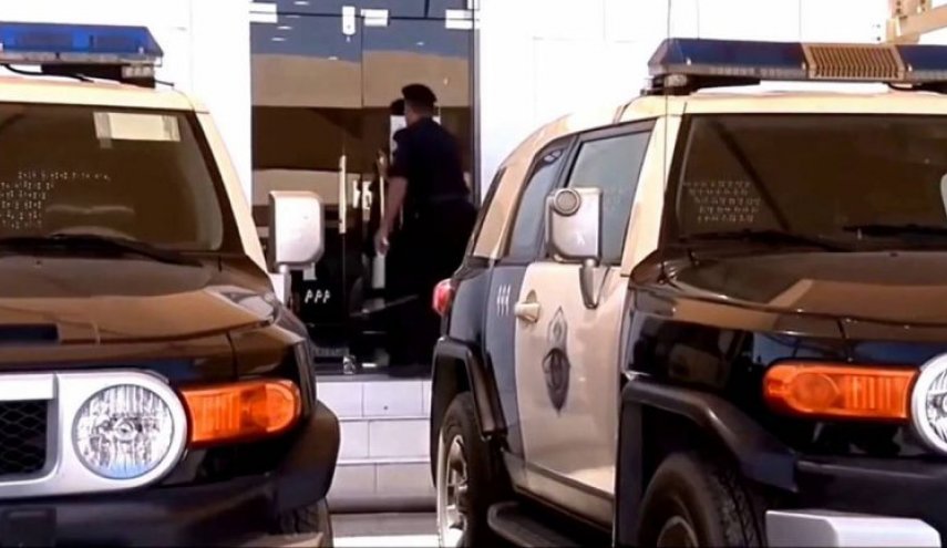 شابان سعوديان يدافعان عن المتهمة بخطفهما قبل 20 عاما