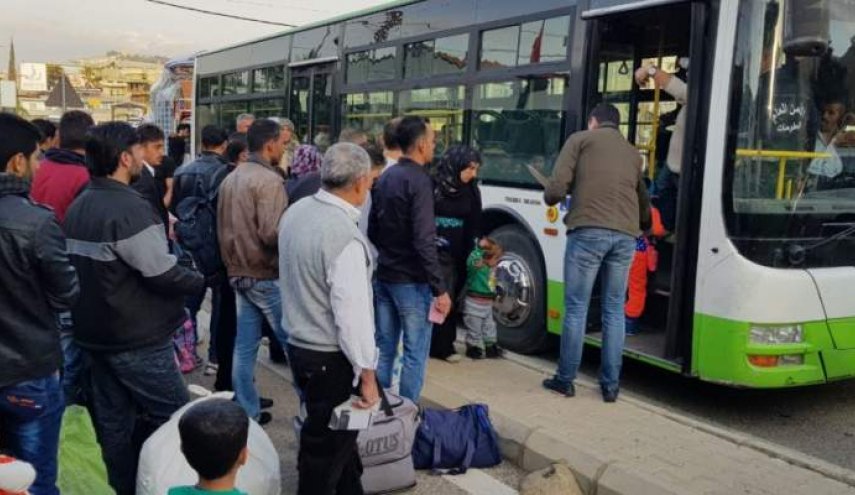 عودة 250 نازحا سوريا من البقاع الى بلدهم