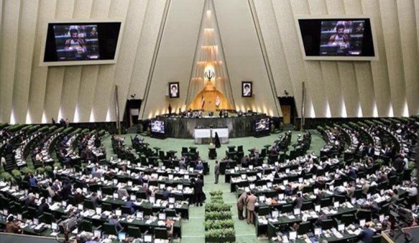 تعرف على نسب المشاركة في الانتخابات البرلمانية الايرانية السابقة