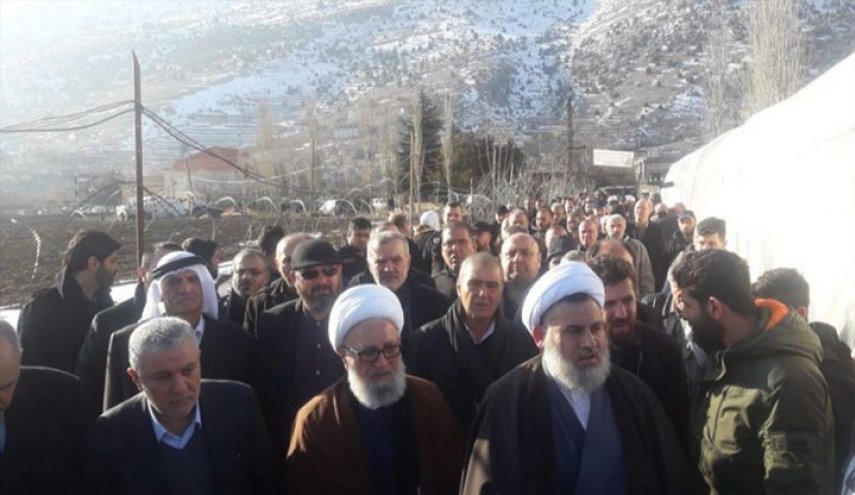 لبنان..وفد من البقاع الغربي يعزّي بالشهيدين شريف والعطار

