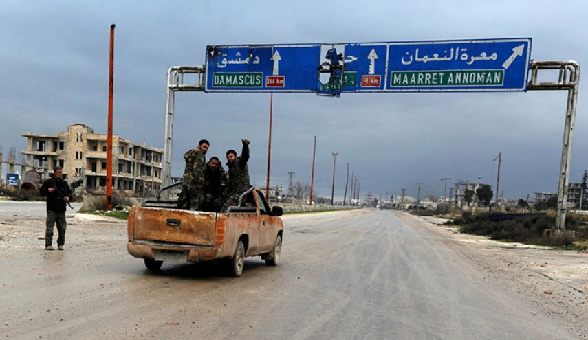 شاهد..ماذا فعل الارهابيون بطريق حلب دمشق؟