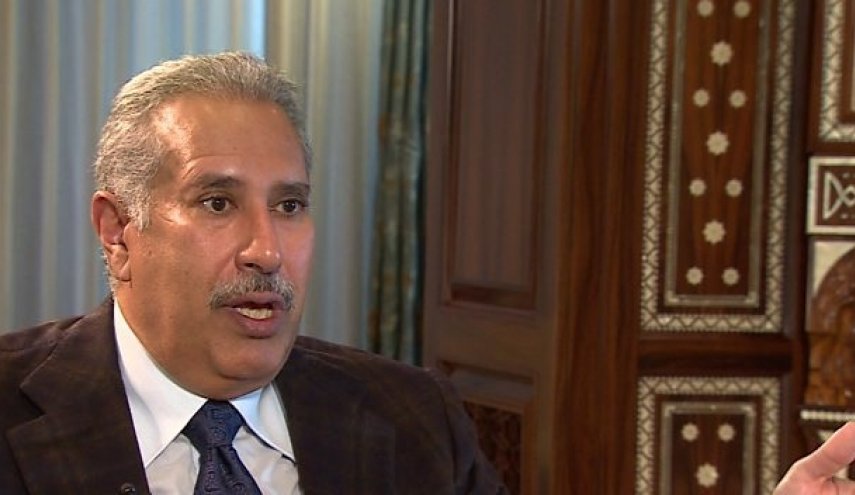 صورة أثارت جدلا واسعا بالسعودية وقطر وأشعلت مواقع التواصل(شاهد)