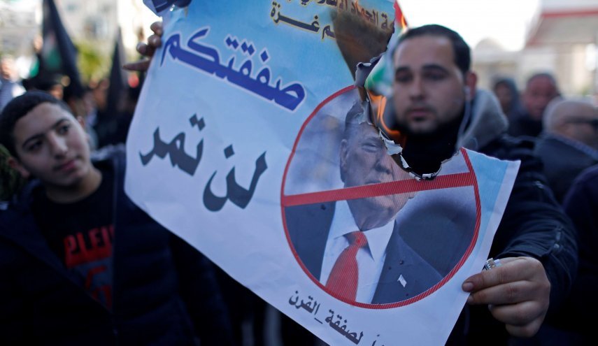 فتح وحماس تؤكدان على أهمية تصعيد الفعاليات لإسقاط 
