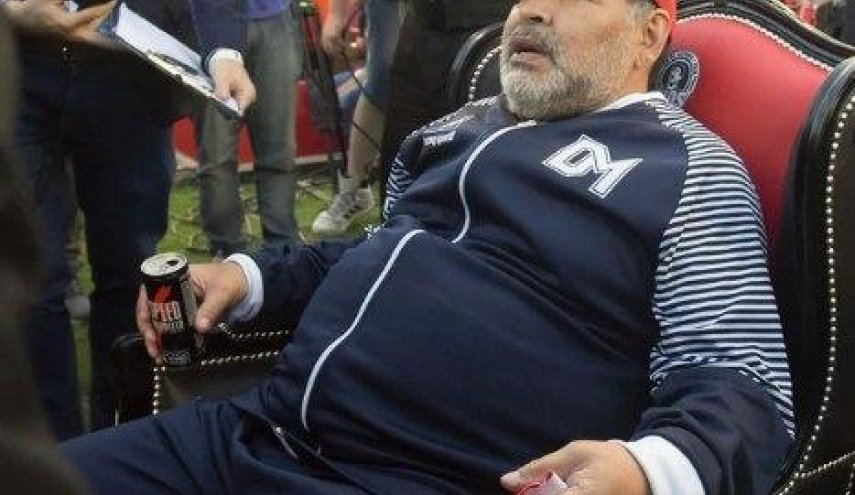 مخدر یا قرص فشار؛ شوک جهانی مارادونا روی نیمکت!