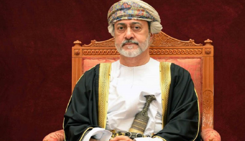 سلطان عمان: سنعيد هيكلة النظام الإداري للدولة