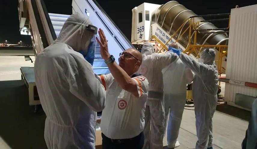 الإحتلال الإسرائيلي يفرض حجرا على 200 سائح كوري جنوبي 