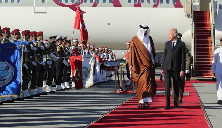 الرئيس التونسي يستقبل أمير قطر 