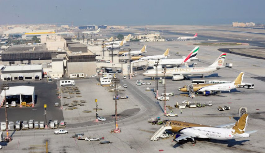البحرين تعلق الرحلات القادمة من الامارات خوفا من كورونا

