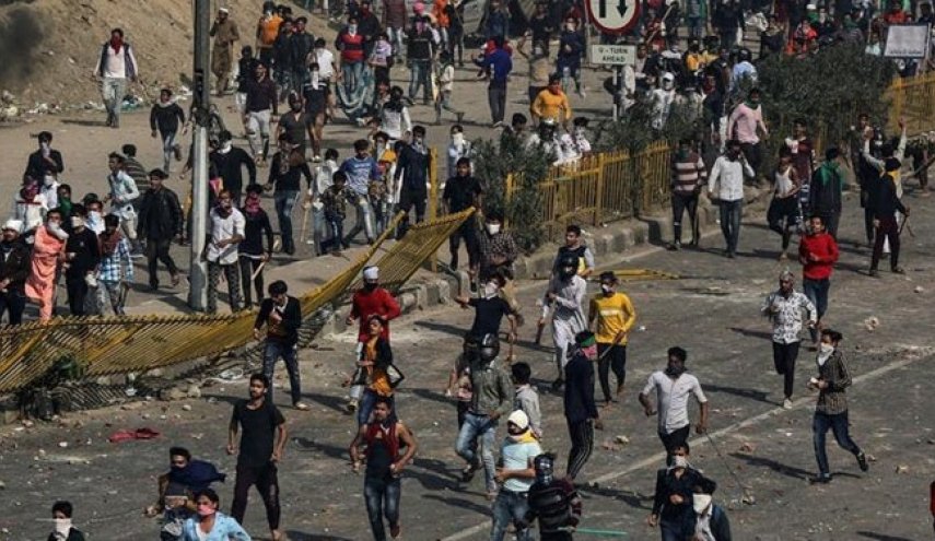 همزمان با سفر ترامپ، اعتراضات در دهلی نو ۵ کشته بر جا گذاشت
