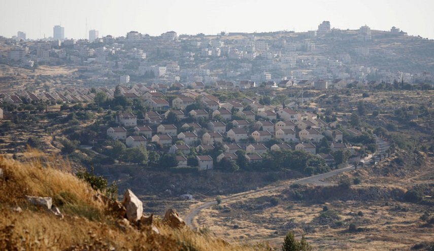 نواب فلسطينيون: زيادة الاستيطان لن تغير من حقائق التاريخ 