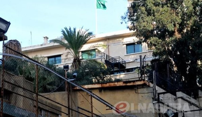السعودية تطلب من مواطنيها تأجيل السفر الى لبنان