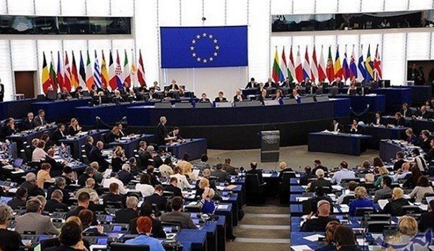 الإتحاد الأوروبي يعقد غدا اجتماعا طارئا حول اللاجئين