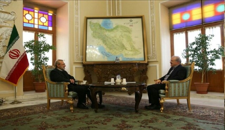 لاريجاني يدعو أعضاء اللجنة الوطنية إلى التوجه للمحافظات الموبوءة بكورونا