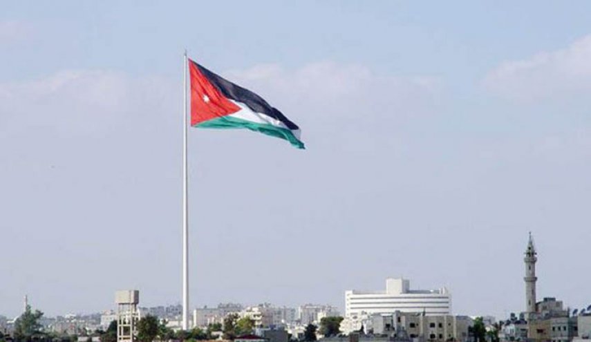 الأردن يدرس منع دخول القادمين من فلسطين والعراق