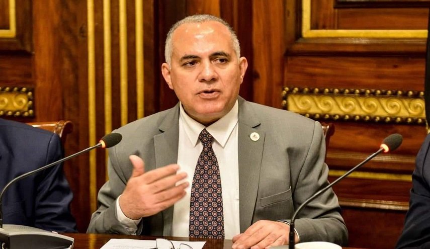 مصر تتهم اثيوبيا بصرف أموال الشعب الإثيوبي في الهواء!