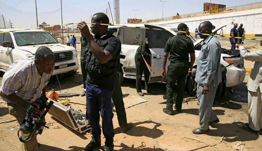 أول تحرك سوداني ضد الموالين للبشير بعد محاولة اغتيال حمدوك