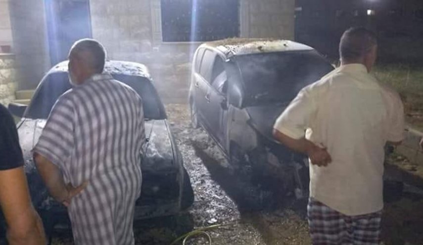 مستوطنون يحطمون زجاج 20 مركبة في حوارة جنوب نابلس

