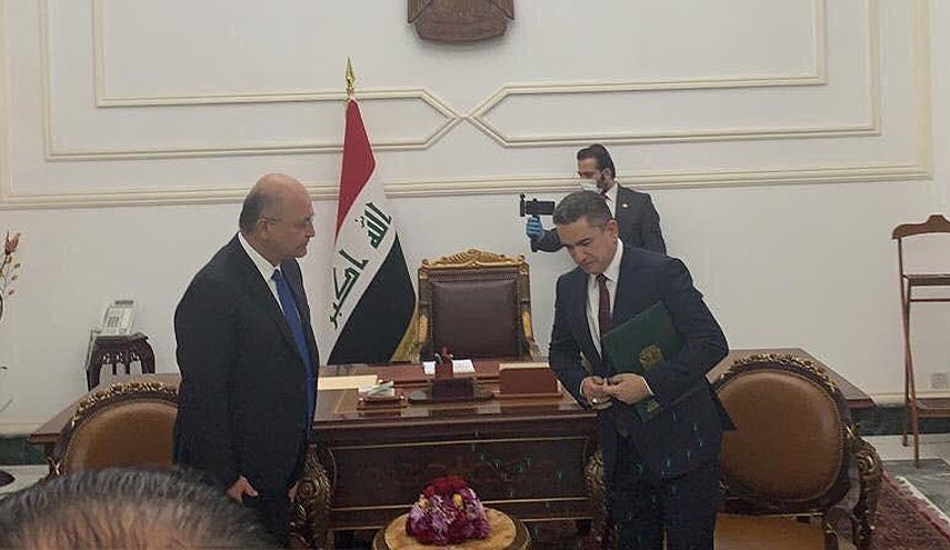 تكليف الزرفي بتشكيل الحكومة العراقية