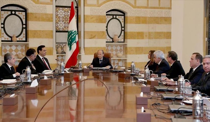 الحكومة اللبنانية تقرر توزيع مساعدات للذين تعطلت اعمالهم بسبب كورونا
