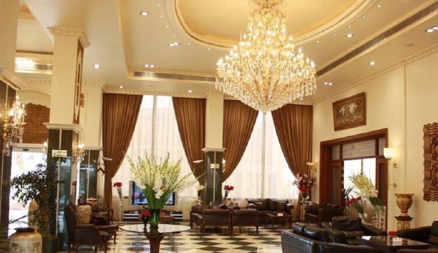 مستثمر يتبرع بفندقه الفاخر لاستخدامه للحجر الصحي في سوريا