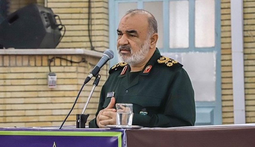 سلامي: سنجتاز المرحلة الصعبة بفضل حكمة قائد الثورة وعزيمة الشعب