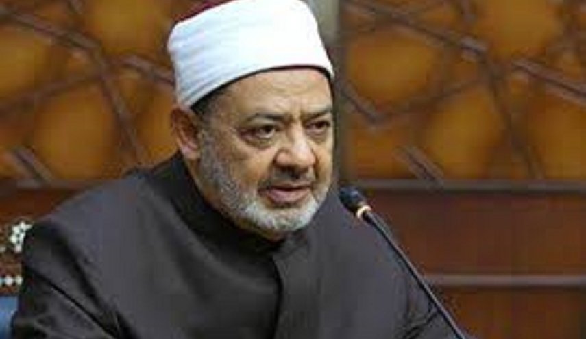 الأزهر والكنيسة القبطية في مصر يتخذان تدابير احترازية تحسبا لتفشي كورونا