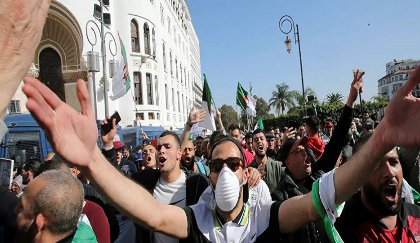 الجزائر تسجل 62 إصابة جديدة بكورونا ليرتفع إجمالي الإصابات إلى 201